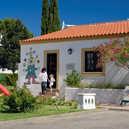 Rocha Brava Village 4*